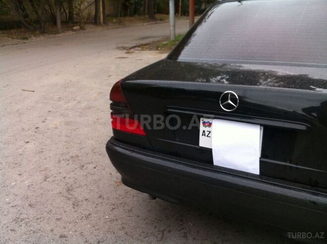 Mercedes C 180 1998, 320,000 km - 1.8 л - Bakı