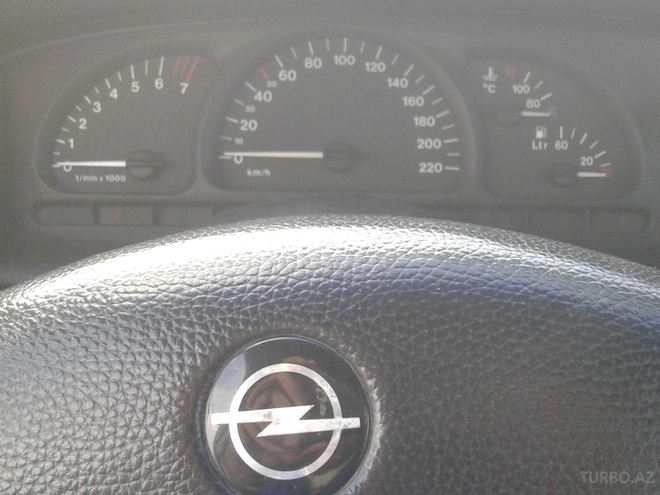 Opel Vectra 1999, 283,000 km - 1.8 l - Bakı