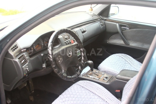 Mercedes E 270 1999, 500,000 km - 2.7 l - Bakı