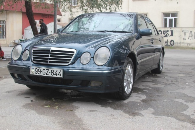 Mercedes E 270 1999, 500,000 km - 2.7 l - Bakı