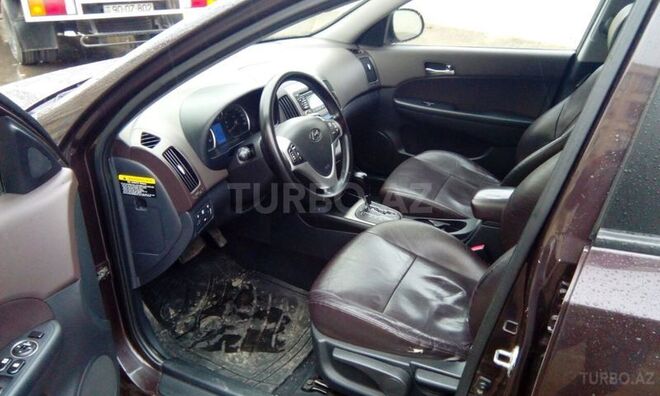 Hyundai i30 2008, 90,000 km - 2.0 l - Bakı