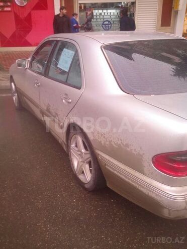 Mercedes E 220 1999, 316,000 km - 2.2 л - Bakı