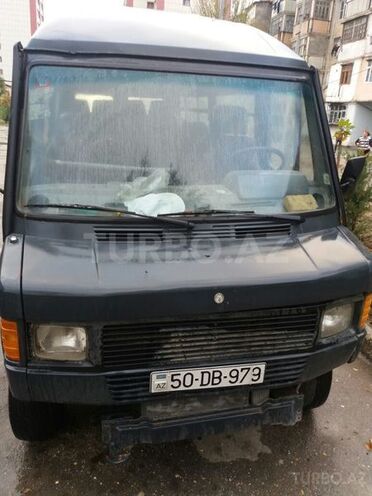 Mercedes 208 D 1992, 565,000 km - 2.3 l - Sumqayıt