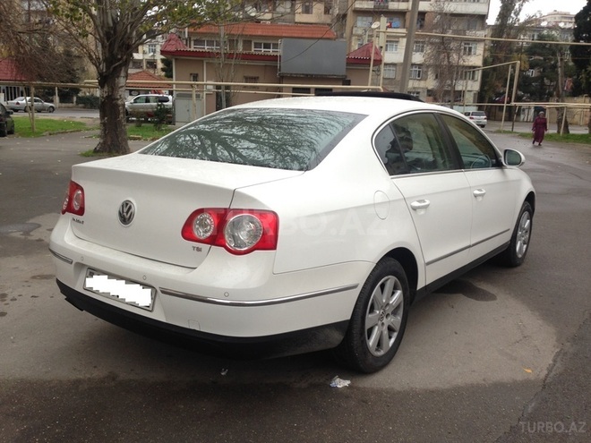 Volkswagen Passat 2009, 198,000 km - 1.8 l - Bakı