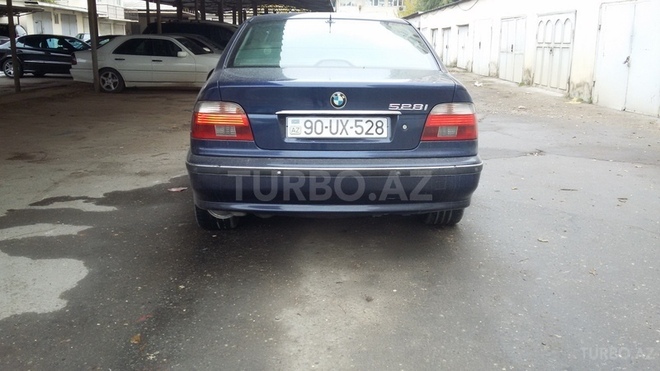 BMW 528 1996, 210,364 km - 2.8 l - Bakı