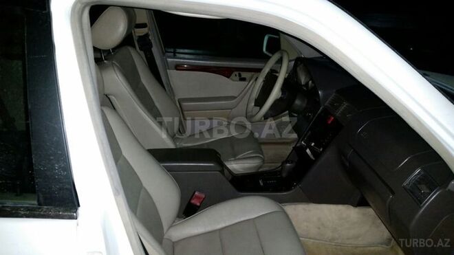 Mercedes C 220 1995, 270 km - 2.2 l - Bakı