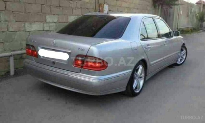 Mercedes E 220 2000, 301,000 km - 2.2 l - Bakı