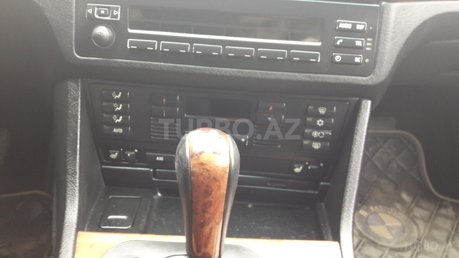 BMW 528 1998, 29,000 km - 2.8 l - Bakı