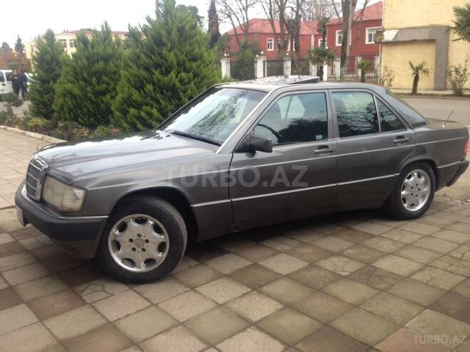 Mercedes 190 1991, 122,384 km - 2.0 l - Masallı