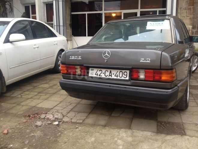Mercedes 190 1991, 122,384 km - 2.0 l - Masallı