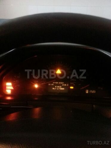 Mercedes E 270 2000, 370,000 km - 2.7 l - Bakı