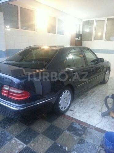 Mercedes E 270 2000, 370,000 km - 2.7 l - Bakı