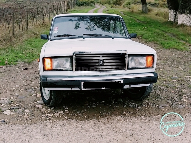 LADA (VAZ) 2107 2005, 98,000 km - 1.6 l - Qusar