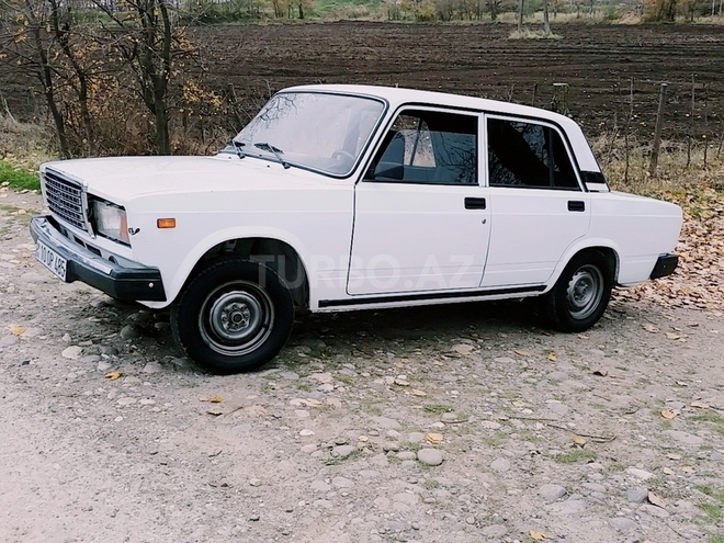 LADA (VAZ) 2107 2005, 98,000 km - 1.6 l - Qusar