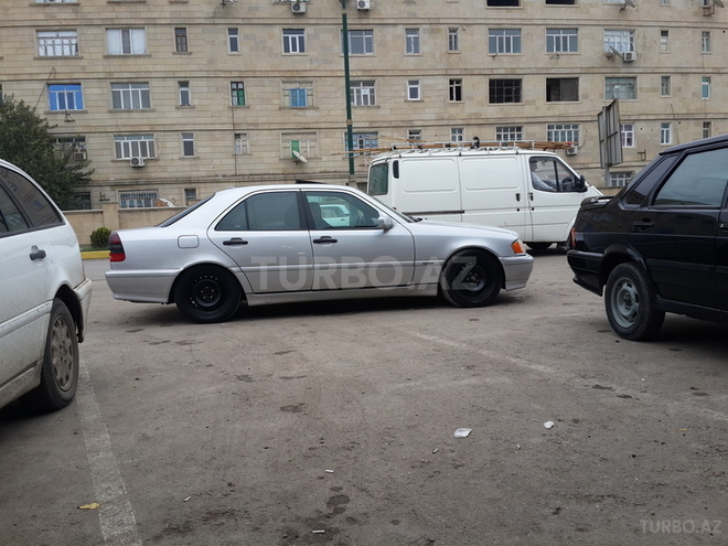 Mercedes C 280 2000, 204,125 km - 2.8 л - İmişli