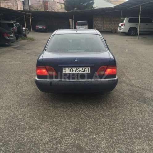 Mercedes E 300 1998, 300,000 km - 3.0 l - Bakı
