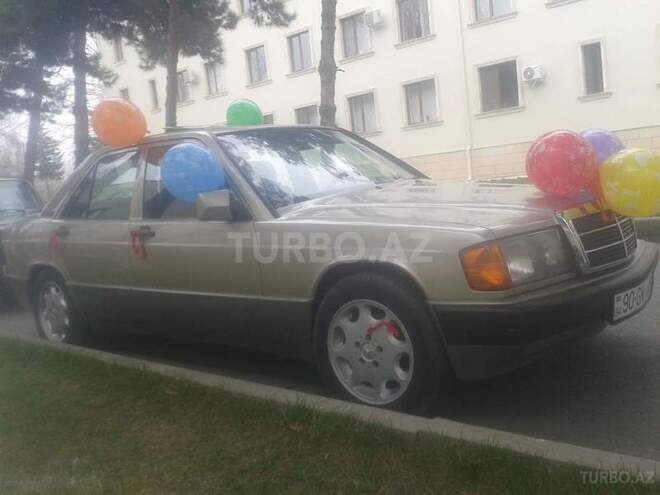 Mercedes 190 1990, 250,000 km - 1.8 l - Mingəçevir