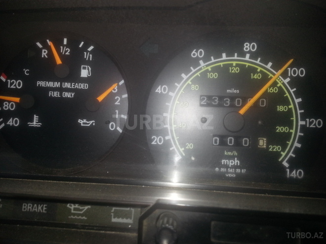 Mercedes 190 1990, 250,000 km - 1.8 l - Mingəçevir