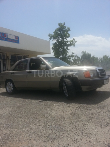 Mercedes 190 1990, 250,000 km - 1.8 l - Mingəçevir