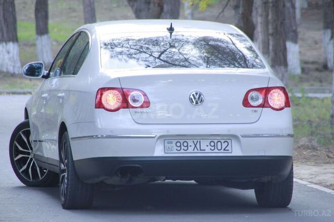 Volkswagen Passat 2010, 140,000 km - 1.8 l - Bakı