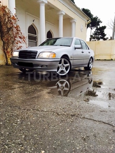 Mercedes C 220 2000, 385,000 km - 2.2 l - Bakı