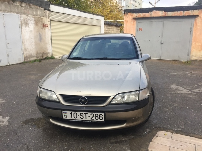 Opel Vectra 1997, 220,000 km - 2.0 l - Bakı