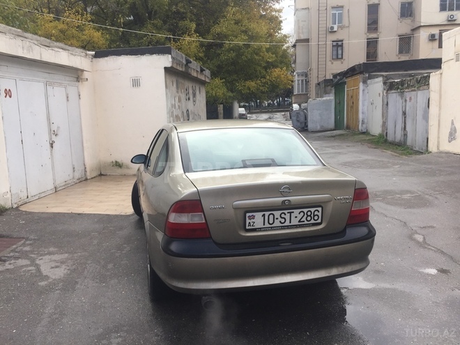 Opel Vectra 1997, 220,000 km - 2.0 l - Bakı