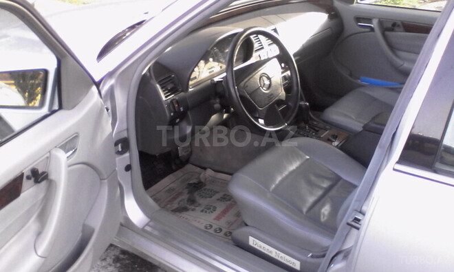 Mercedes C 230 2000, 129,000 km - 2.3 l - Bakı
