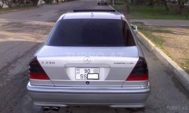 Mercedes C 230 2000, 129,000 km - 2.3 l - Bakı