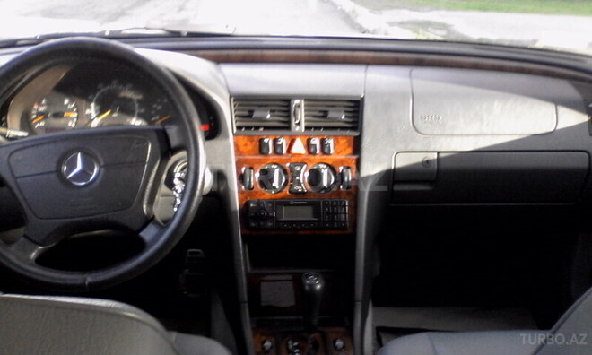 Mercedes C 230 2000, 129,000 km - 2.3 l - Bakı