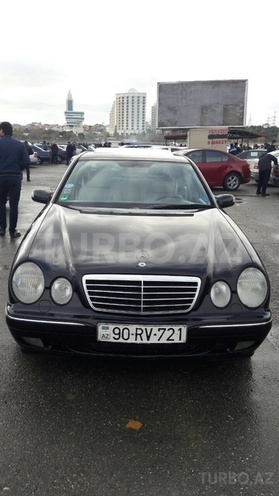 Mercedes E 220 2000, 308,000 km - 2.2 л - Bakı