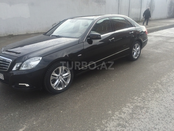 Mercedes E 350 2009, 113,000 km - 3.5 l - Bakı