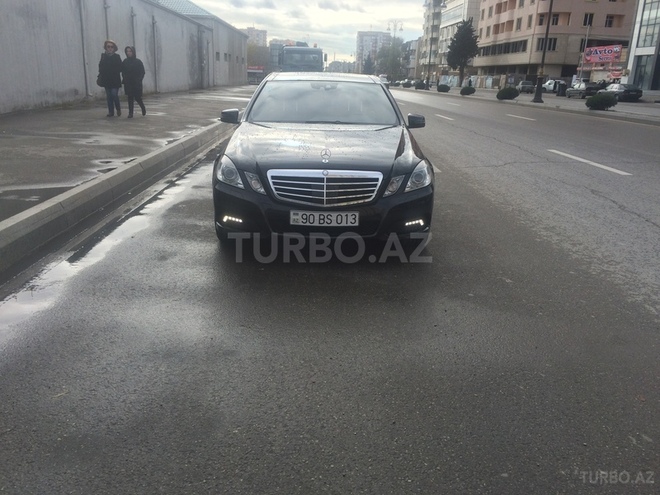 Mercedes E 350 2009, 113,000 km - 3.5 l - Bakı