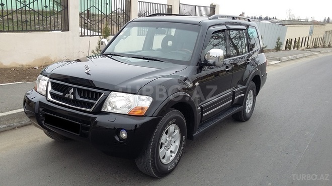 Mitsubishi Pajero 2005, 190,000 km - 3.0 l - Gəncə