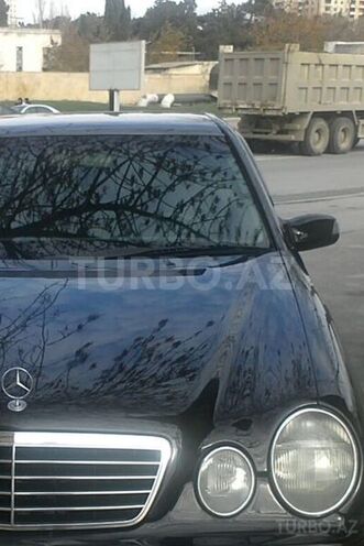 Mercedes E 240 1999, 300 km - 2.4 l - Bakı