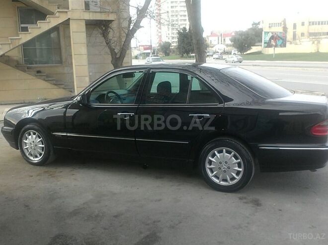Mercedes E 240 1999, 300 km - 2.4 l - Bakı