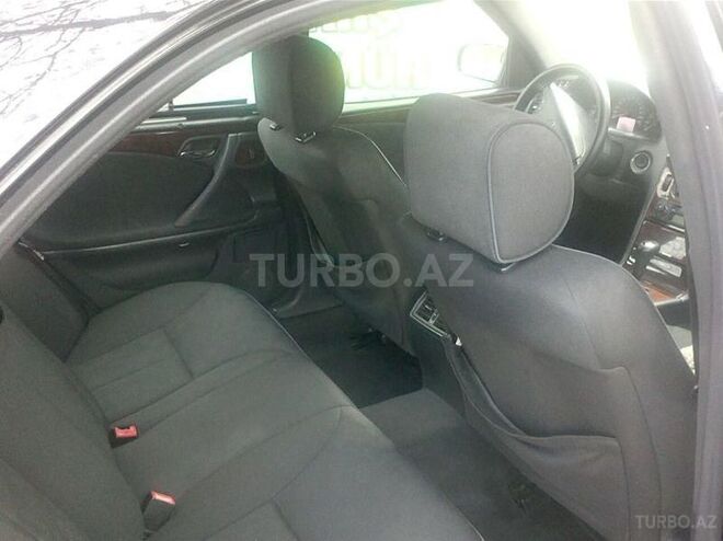 Mercedes E 240 1999, 300 km - 2.4 l - Bakı