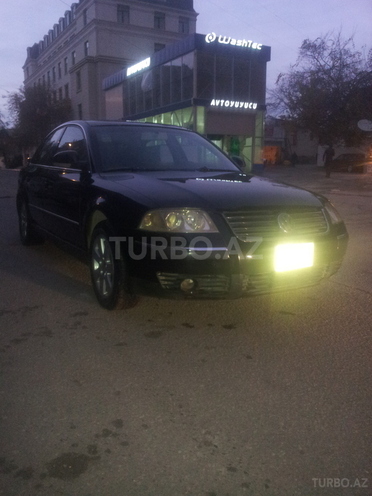 Volkswagen Passat 2004, 280,000 km - 1.8 l - Bakı