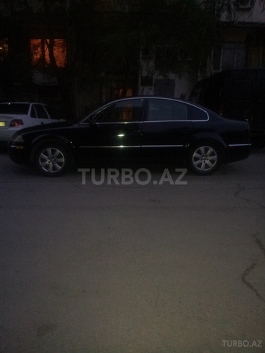 Volkswagen Passat 2004, 280,000 km - 1.8 l - Bakı