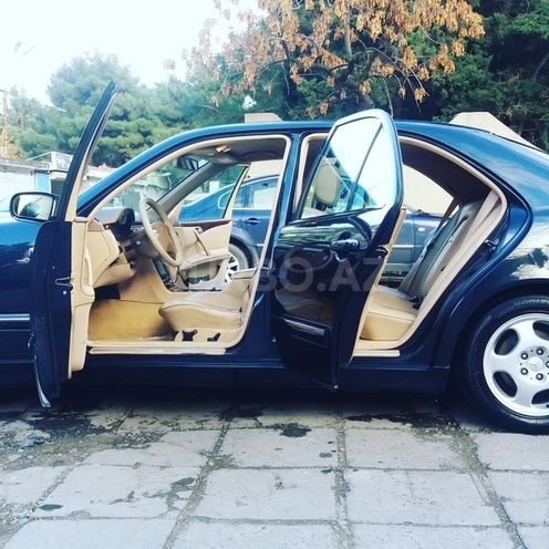 Mercedes E 280 2000, 236,000 km - 2.8 l - Bakı