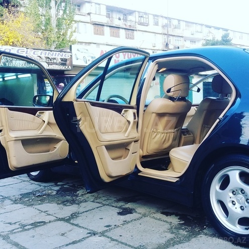 Mercedes E 280 2000, 236,000 km - 2.8 l - Bakı