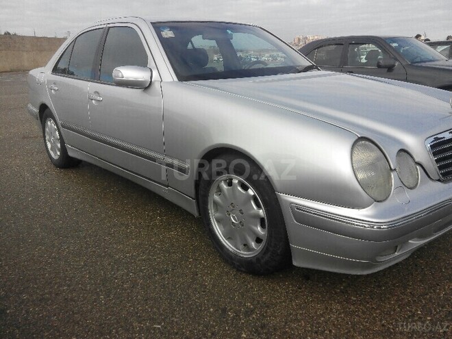Mercedes E 270 2000, 321,000 km - 2.7 л - Bakı