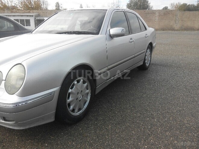 Mercedes E 270 2000, 321,000 km - 2.7 л - Bakı