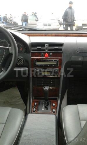 Mercedes C 220 1996, 265,000 km - 2.2 l - Sumqayıt