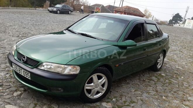 Opel Vectra 1997, 270,000 km - 2.0 l - Şəki