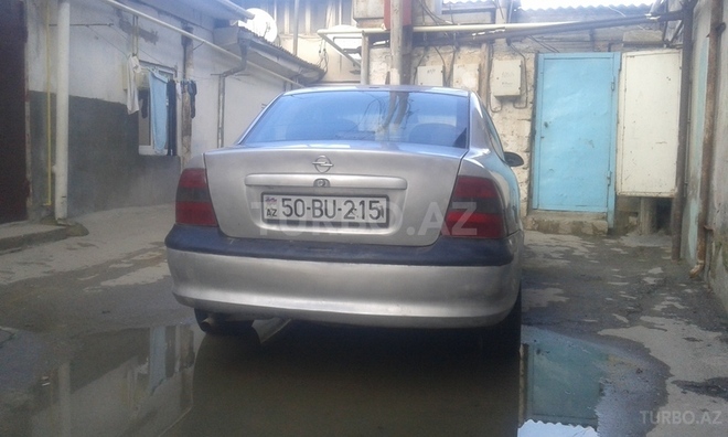 Opel Vectra 1996, 33,000 km - 1.8 l - Bakı
