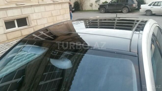 Mercedes E 240 2002, 261,000 km - 2.6 l - Bakı