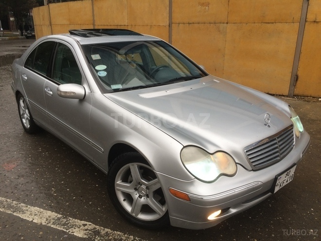 Mercedes C 240 2001, 300,000 km - 2.6 l - Sumqayıt