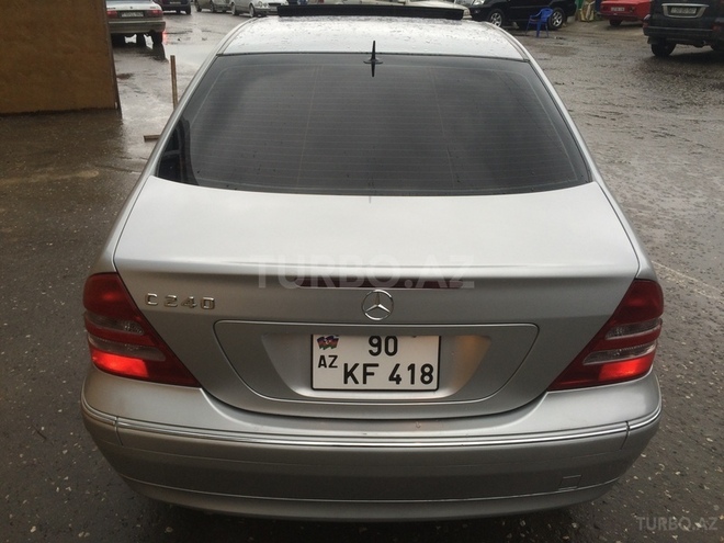 Mercedes C 240 2001, 300,000 km - 2.6 l - Sumqayıt