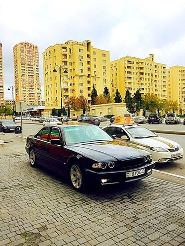 BMW 740 2000, 397,000 km - 4.0 l - Bakı